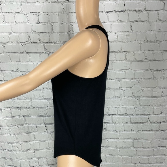 Express Loose Fit Tank Top - Picture 4 of 5